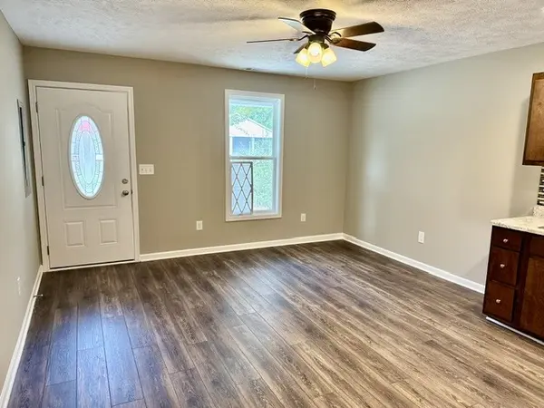 319 Gentry St, Tullahoma, TN 37388