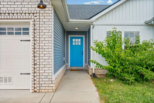 1081 Dublin Dr, Clarksville, TN 37042