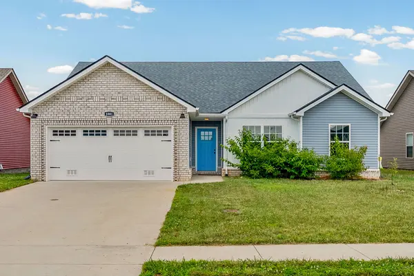 1081 Dublin Dr, Clarksville, TN 37042