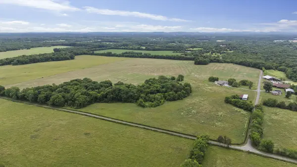 2784 Darnell Rd, Lewisburg, TN 37091