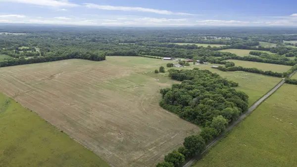2784 Darnell Rd, Lewisburg, TN 37091