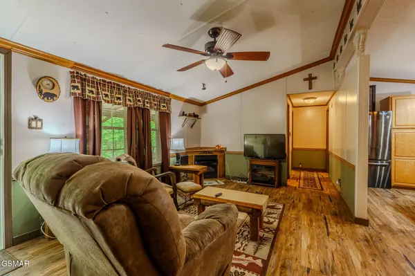 1056 Dudley Drive, Sevierville, TN 37876