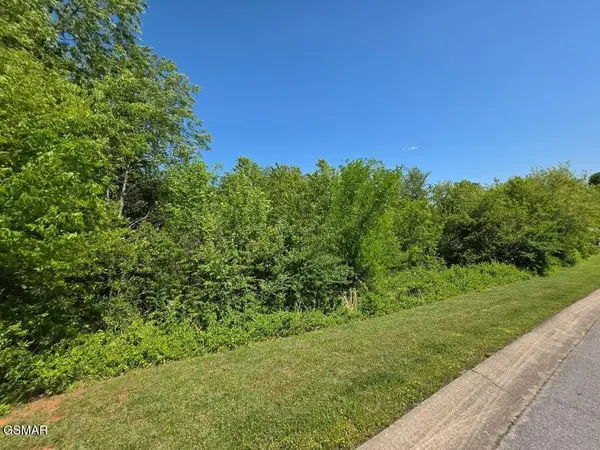 68 Southview Circle, Kodak, TN 37764