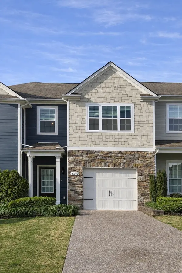 4202 Grapevine Loop,  Smyrna,  TN 37167