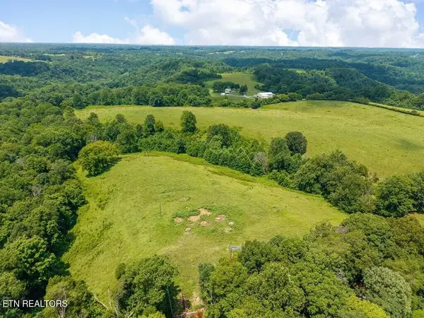 98 Blackburn Fork Rd, Cookeville, TN 38501