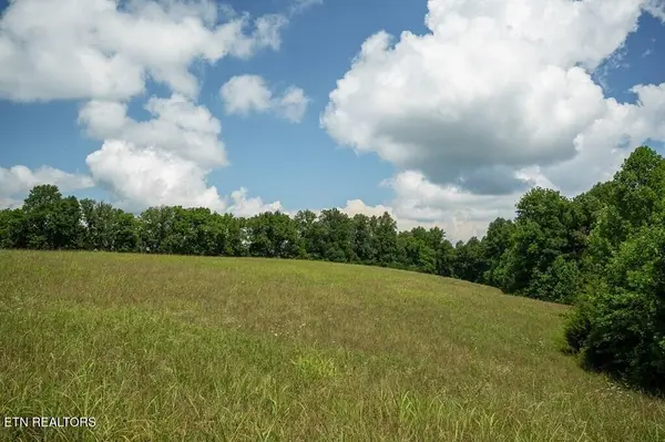 98 Blackburn Fork Rd, Cookeville, TN 38501