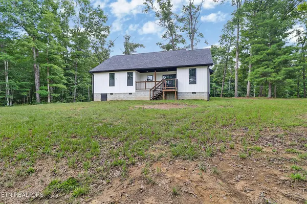 528 St Anthony Drive, Jamestown, TN 38556