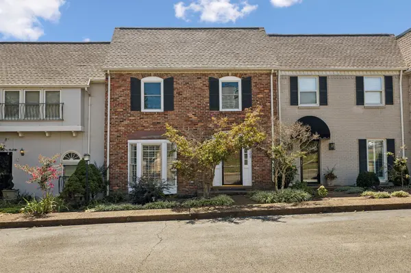 105 Foxborough Sq #W, Brentwood, TN 37027