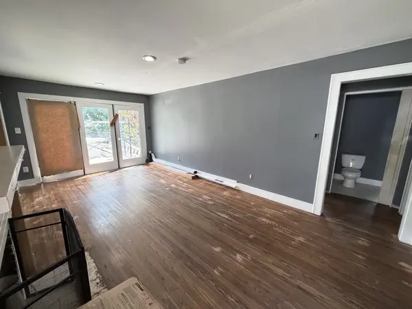 165 W Walnut St, Erin, TN 37061