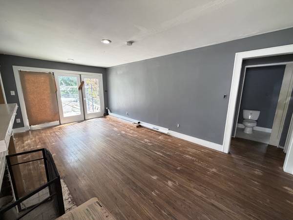 165 W Walnut St, Erin, TN 37061