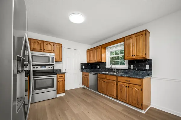 4030 Sulphur Springs Rd, Murfreesboro, TN 37129