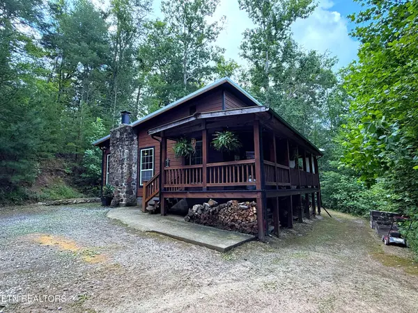 438 Country Square Rd, Newport, TN 37821