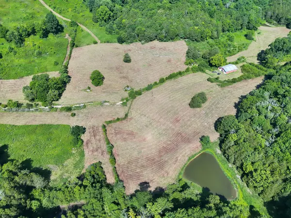 200 Rough Point Ln, Whitleyville, TN 38588