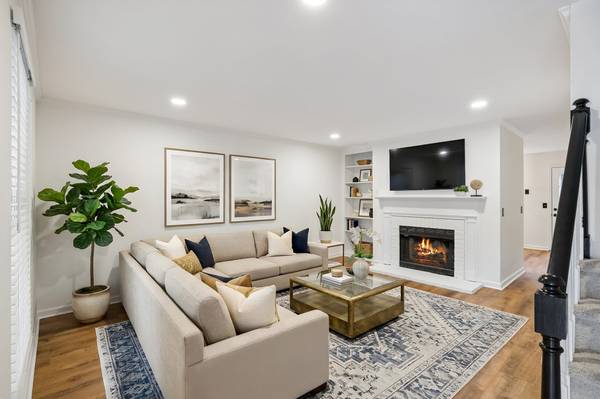 200 N Royal Oaks Blvd #E1, Franklin, TN 37067