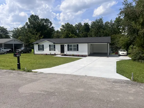 2468 River Oaks Dr, Murfreesboro, TN 37129