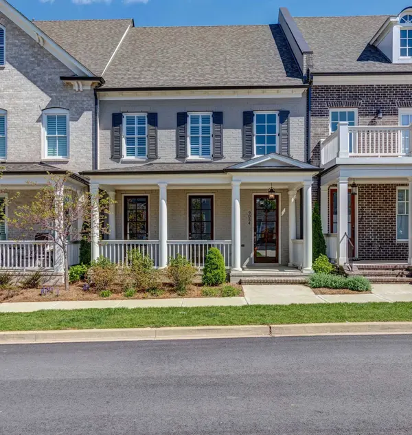 9054 Berry Farms Xing, Franklin, TN 37064