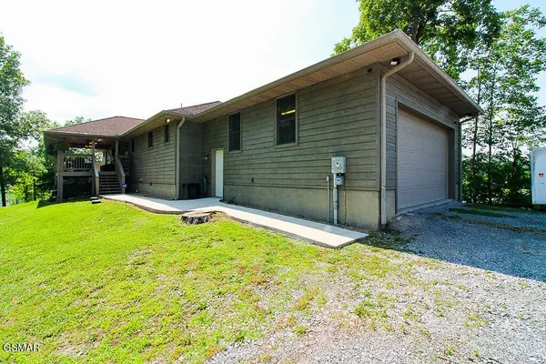 1949 Redbud Vw Road, Sevierville, TN 37876