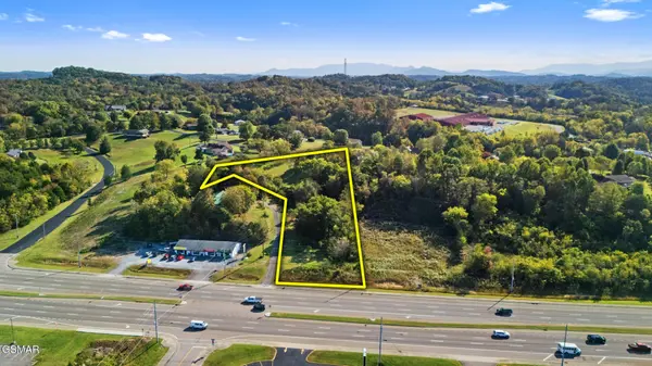 34 Winfield Dunn Parkway, Sevierville, TN 37876