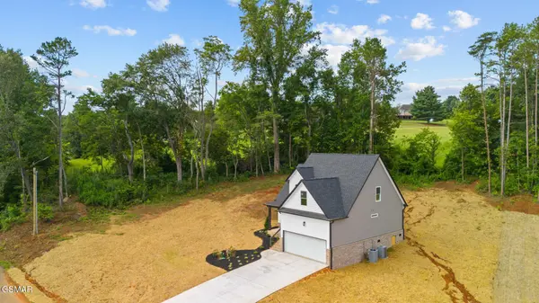 340 Battlefield Drive, Dandridge, TN 37725