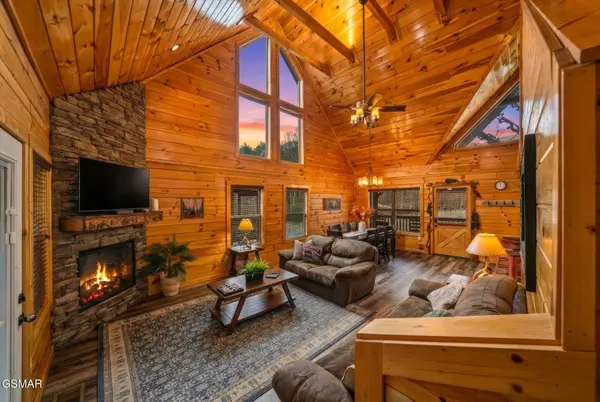 551 Blackberry Ridge Way, Pigeon Forge, TN 37863