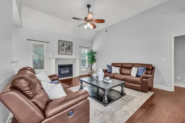 939 Nectar Ct, Clarksville, TN 37043