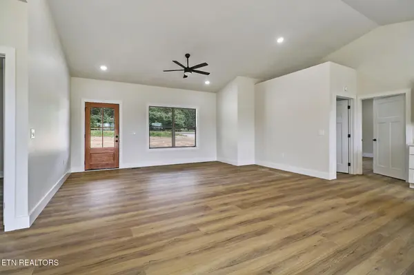 934 Allardt Hwy, Jamestown, TN 38556