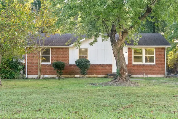 1509 Nichols Dr, Clarksville, TN 37042