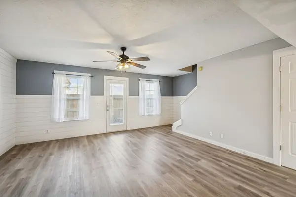 306 Arapaho Dr, Murfreesboro, TN 37128