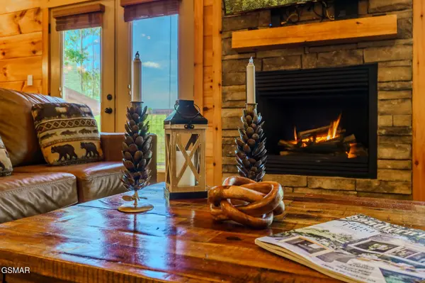 1116 Greenbriar Village Lane, Gatlinburg, TN 37738