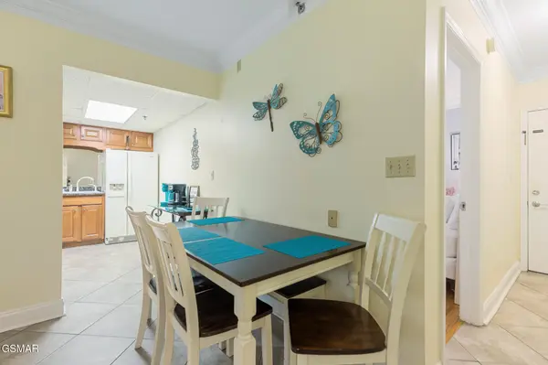 3215 N River Road #STE 503, Pigeon Forge, TN 37863