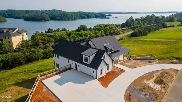 206 Eagle View Drive, Dandridge, TN 37725