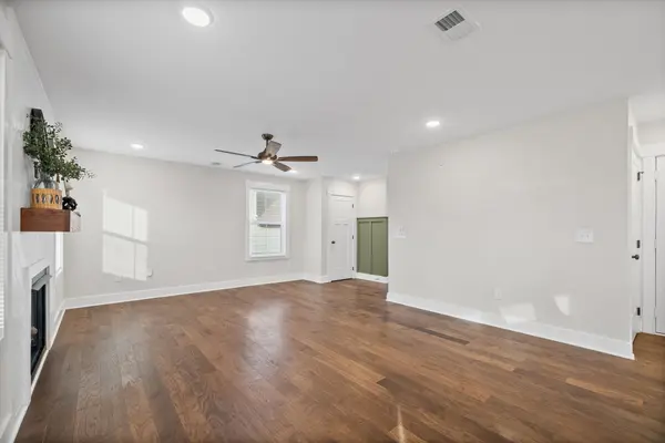 361 Frontier Dr, Clarksville, TN 37043
