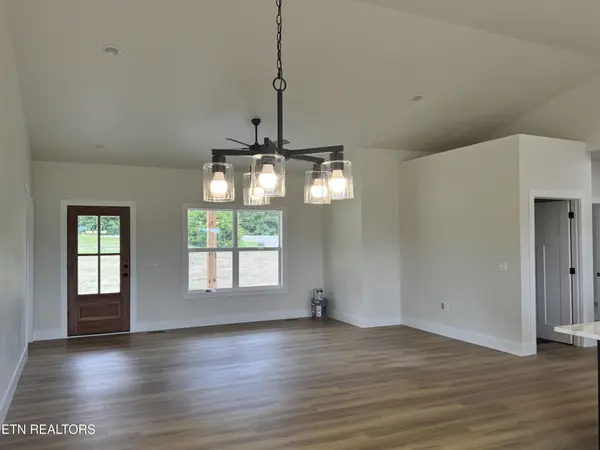 930 Allardt Hwy, Jamestown, TN 38556