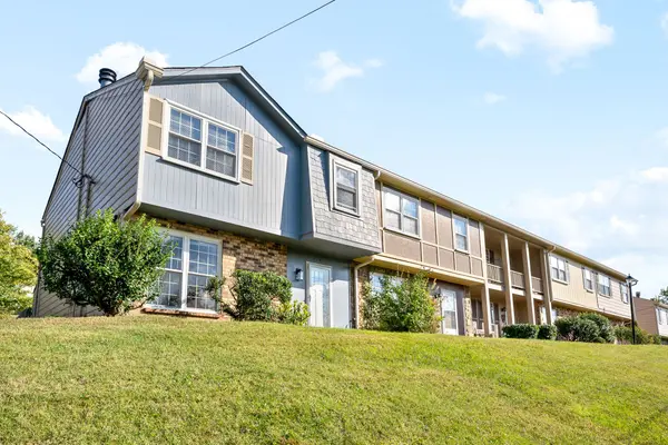 5600 Country Dr #316, Nashville, TN 37211
