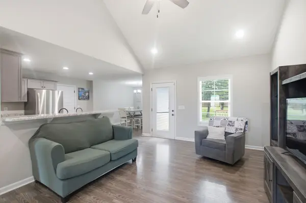 312 Spring Creek St, Chapel Hill, TN 37034