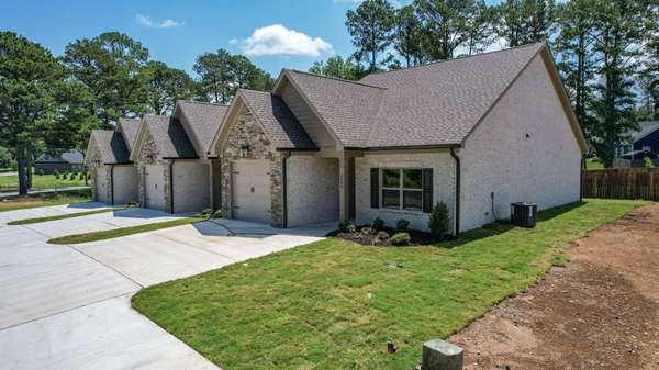 3340 Westside Drive #NW, Cleveland, TN 37312