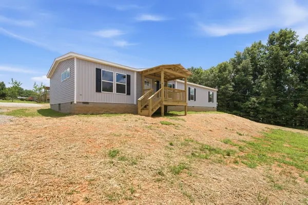 345 Meridian Dr, Smithville, TN 37166