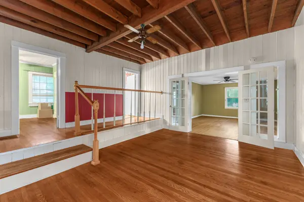 408 Westwood Dr, Mcminnville, TN 37110