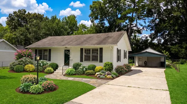 138 Ham St, Tullahoma, TN 37388