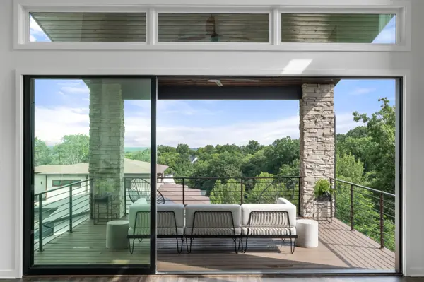5812 Woodland Hills Dr, Nashville, TN 37211