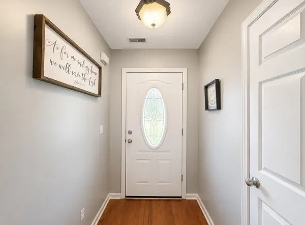 1013 S Tidwell Rd, Bon Aqua, TN 37025