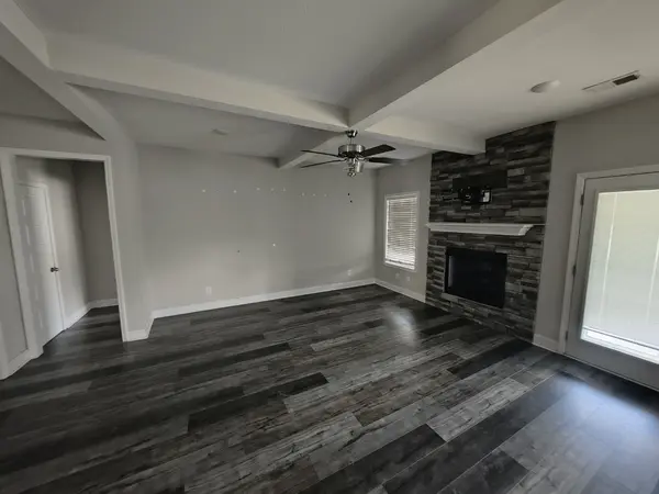 362 Crusaw Dr, Clarksville, TN 37043