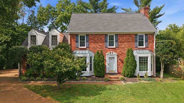 303 W Chownings Ct, Franklin, TN 37064