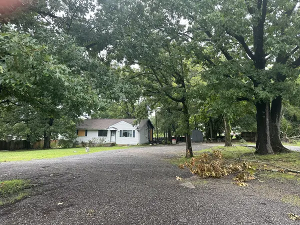 1323 Bluebird Rd, Lebanon, TN 37087