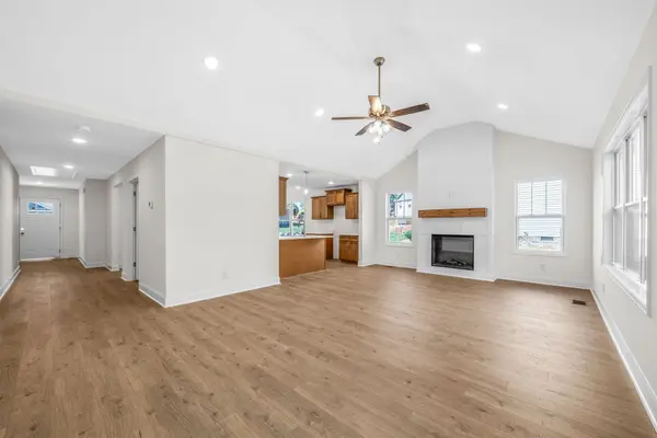 1220 Iris Glen Drive, Clarksville, TN 37042