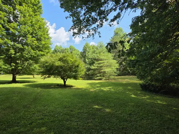 19314 S Pittsburg Mountain Rd, Sewanee, TN 37375