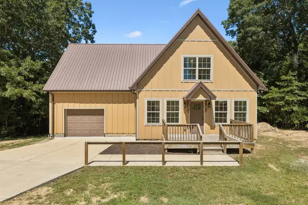 11114 Moss Branch Rd, Bon Aqua, TN 37025