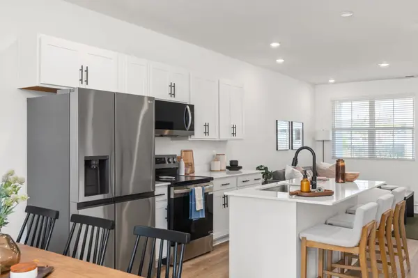 1100 Marlowe Lndg, Nashville, TN 37207
