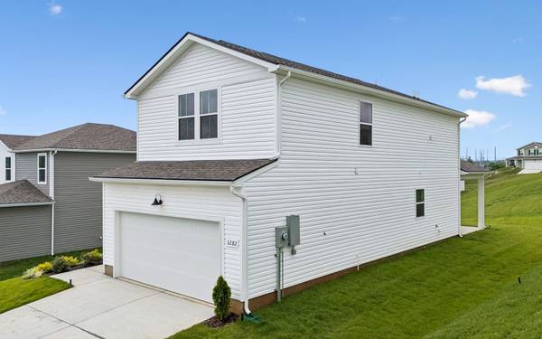 3274 Barrel Oak Pass, Columbia, TN 38401