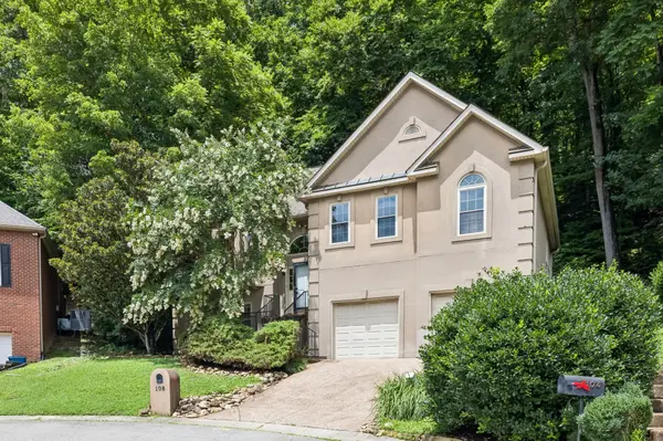 108 Glenway Ct, Nashville, TN 37221